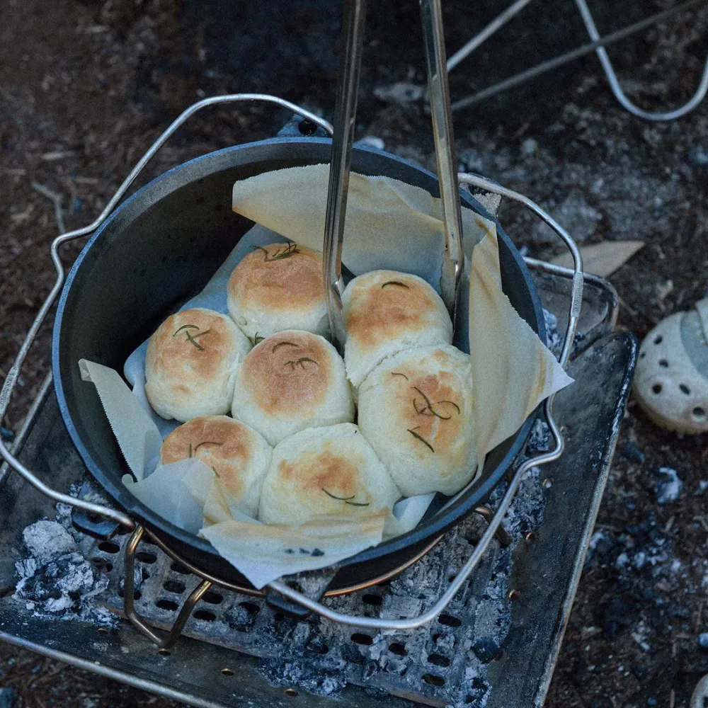 Snow Peak Cast Iron Oven 26cm