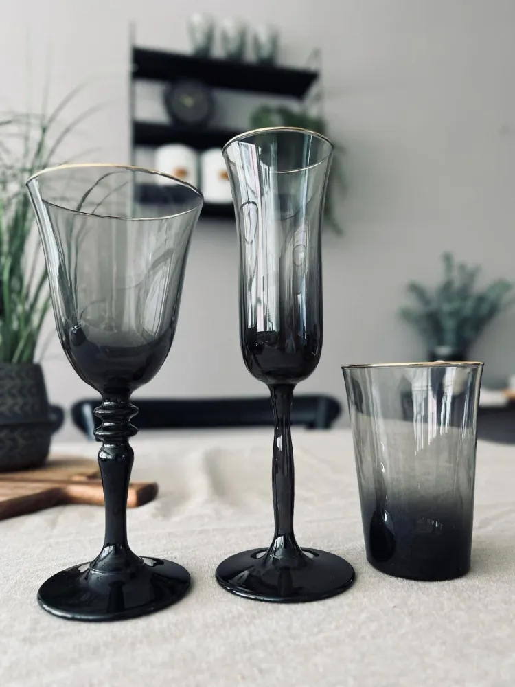Vinglass - Røykfarget med gullkant