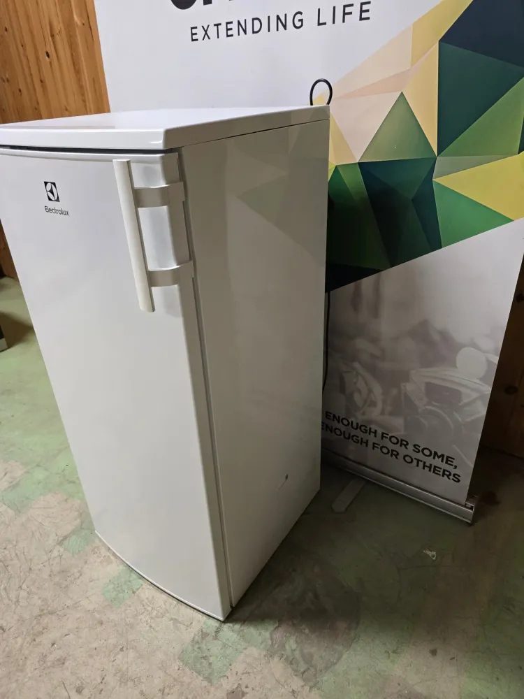 Electrolux kjøleskap LRB1AF23W