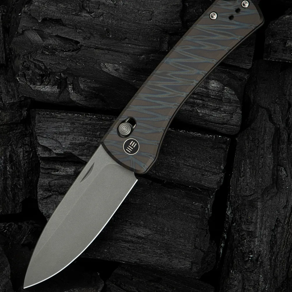 WEKNIFE Nightblade, Tiger Stripe Pattern Flamed Titanium / Gray Stonewashed