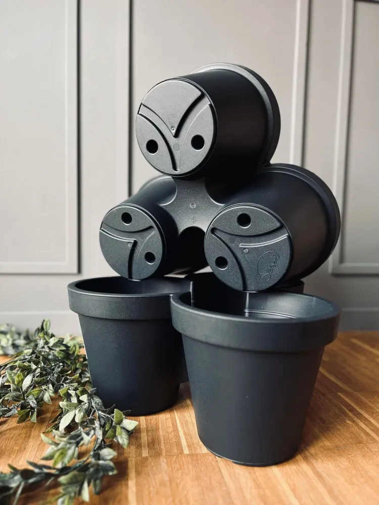 TILBUD 2 stk urtepotte 3-i-1 - Stablebare recycling