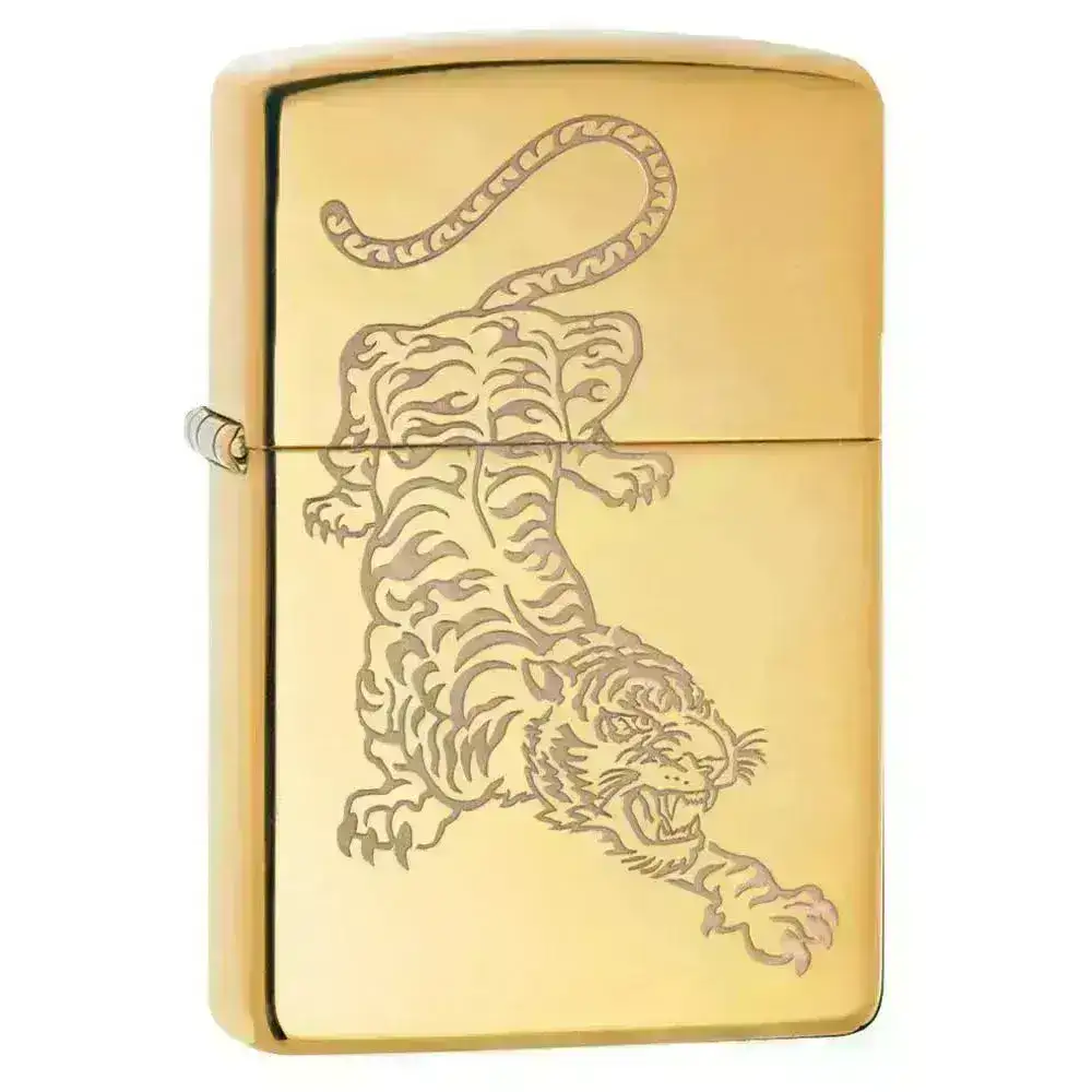 Zippo Lighter - Tiger på High Polish Brass