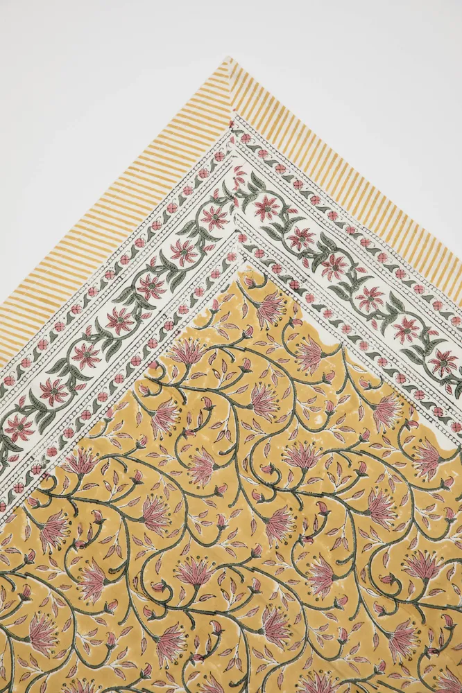 Ochre yellow - 150x220 cm