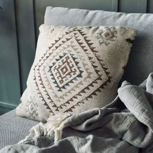 Pute med fyll - 43x43cm