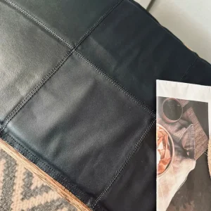 Sittepute i lær 120 cm – Svart bøffellær
