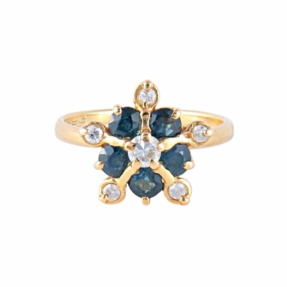 Star Safir Diamond Ring