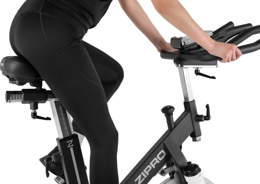 Spinningsykkel Med Magnetisk Motstand Og App-støtte Zipro Dynamite Indoor Cycling