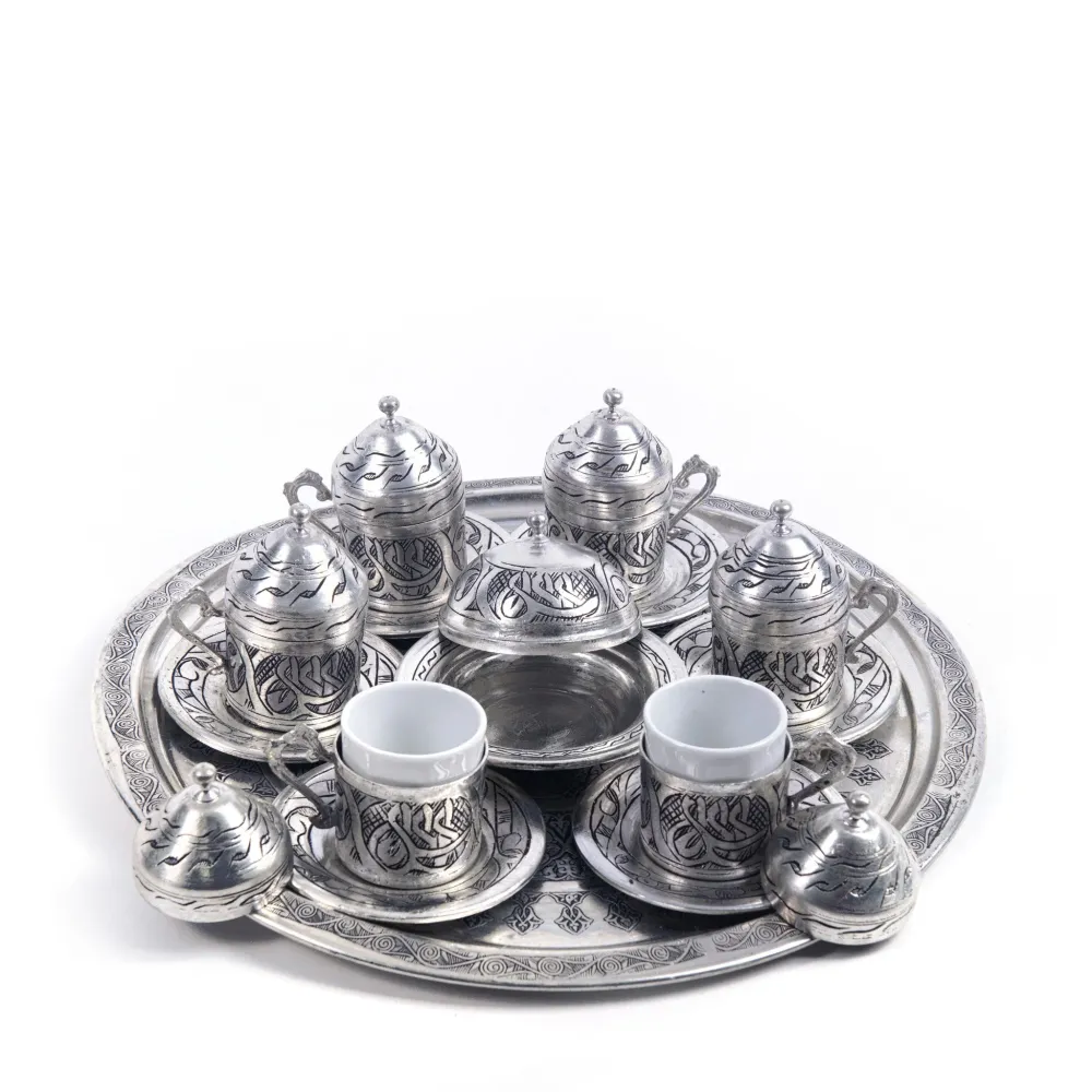 Gravert orientalsk kobber tyrkisk kaffesett